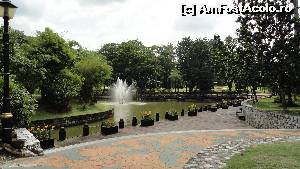 [P12] KL Lake Gardens » foto by capodecina
 - 
<span class="allrVoted glyphicon glyphicon-heart hidden" id="av518153"></span>
<a class="m-l-10 hidden" id="sv518153" onclick="voting_Foto_DelVot(,518153,11217)" role="button">șterge vot <span class="glyphicon glyphicon-remove"></span></a>
<a id="v9518153" class=" c-red"  onclick="voting_Foto_SetVot(518153)" role="button"><span class="glyphicon glyphicon-heart-empty"></span> <b>LIKE</b> = Votează poza</a> <img class="hidden"  id="f518153W9" src="/imagini/loader.gif" border="0" /><span class="AjErrMes hidden" id="e518153ErM"></span>