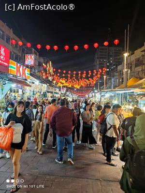 [P01] Jalan Alor - stradă celebră pentru street food » foto by Pușcașu Marin
 - 
<span class="allrVoted glyphicon glyphicon-heart hidden" id="av1393627"></span>
<a class="m-l-10 hidden" id="sv1393627" onclick="voting_Foto_DelVot(,1393627,11217)" role="button">șterge vot <span class="glyphicon glyphicon-remove"></span></a>
<a id="v91393627" class=" c-red"  onclick="voting_Foto_SetVot(1393627)" role="button"><span class="glyphicon glyphicon-heart-empty"></span> <b>LIKE</b> = Votează poza</a> <img class="hidden"  id="f1393627W9" src="/imagini/loader.gif" border="0" /><span class="AjErrMes hidden" id="e1393627ErM"></span>