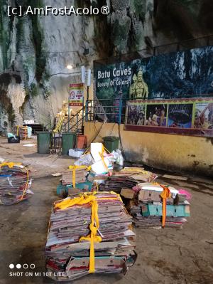 [P08] Batu Caves - beauty of colors ?!? » foto by Pușcașu Marin
 - 
<span class="allrVoted glyphicon glyphicon-heart hidden" id="av1396952"></span>
<a class="m-l-10 hidden" id="sv1396952" onclick="voting_Foto_DelVot(,1396952,11217)" role="button">șterge vot <span class="glyphicon glyphicon-remove"></span></a>
<a id="v91396952" class=" c-red"  onclick="voting_Foto_SetVot(1396952)" role="button"><span class="glyphicon glyphicon-heart-empty"></span> <b>LIKE</b> = Votează poza</a> <img class="hidden"  id="f1396952W9" src="/imagini/loader.gif" border="0" /><span class="AjErrMes hidden" id="e1396952ErM"></span>