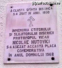 [P04] Biserica „Schimbarea la faţă” - placa montată pe unul din pereții laterali, care ne dă singura informație utilă despre frumosul lăcaș de cult.  » foto by Dragoș_MD
 - 
<span class="allrVoted glyphicon glyphicon-heart hidden" id="av406382"></span>
<a class="m-l-10 hidden" id="sv406382" onclick="voting_Foto_DelVot(,406382,11228)" role="button">șterge vot <span class="glyphicon glyphicon-remove"></span></a>
<a id="v9406382" class=" c-red"  onclick="voting_Foto_SetVot(406382)" role="button"><span class="glyphicon glyphicon-heart-empty"></span> <b>LIKE</b> = Votează poza</a> <img class="hidden"  id="f406382W9" src="/imagini/loader.gif" border="0" /><span class="AjErrMes hidden" id="e406382ErM"></span>