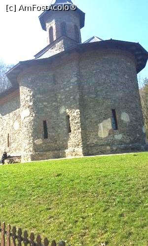 [P10] Biserica veche Prislop » foto by Michi
 - 
<span class="allrVoted glyphicon glyphicon-heart hidden" id="av1496988"></span>
<a class="m-l-10 hidden" id="sv1496988" onclick="voting_Foto_DelVot(,1496988,11234)" role="button">șterge vot <span class="glyphicon glyphicon-remove"></span></a>
<a id="v91496988" class=" c-red"  onclick="voting_Foto_SetVot(1496988)" role="button"><span class="glyphicon glyphicon-heart-empty"></span> <b>LIKE</b> = Votează poza</a> <img class="hidden"  id="f1496988W9" src="/imagini/loader.gif" border="0" /><span class="AjErrMes hidden" id="e1496988ErM"></span>