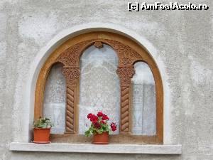 [P14] Frumoasă fereastră.  » foto by tata123 🔱
 - 
<span class="allrVoted glyphicon glyphicon-heart hidden" id="av635105"></span>
<a class="m-l-10 hidden" id="sv635105" onclick="voting_Foto_DelVot(,635105,11234)" role="button">șterge vot <span class="glyphicon glyphicon-remove"></span></a>
<a id="v9635105" class=" c-red"  onclick="voting_Foto_SetVot(635105)" role="button"><span class="glyphicon glyphicon-heart-empty"></span> <b>LIKE</b> = Votează poza</a> <img class="hidden"  id="f635105W9" src="/imagini/loader.gif" border="0" /><span class="AjErrMes hidden" id="e635105ErM"></span>