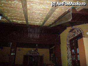 [P18] Popasul 'La doi iepurasi' - restaurant » foto by turist.real
 - 
<span class="allrVoted glyphicon glyphicon-heart hidden" id="av431781"></span>
<a class="m-l-10 hidden" id="sv431781" onclick="voting_Foto_DelVot(,431781,11237)" role="button">șterge vot <span class="glyphicon glyphicon-remove"></span></a>
<a id="v9431781" class=" c-red"  onclick="voting_Foto_SetVot(431781)" role="button"><span class="glyphicon glyphicon-heart-empty"></span> <b>LIKE</b> = Votează poza</a> <img class="hidden"  id="f431781W9" src="/imagini/loader.gif" border="0" /><span class="AjErrMes hidden" id="e431781ErM"></span>