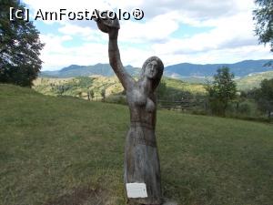 [P12] Fată cu ulcior.  » foto by mihaelavoicu
 - 
<span class="allrVoted glyphicon glyphicon-heart hidden" id="av937360"></span>
<a class="m-l-10 hidden" id="sv937360" onclick="voting_Foto_DelVot(,937360,11241)" role="button">șterge vot <span class="glyphicon glyphicon-remove"></span></a>
<a id="v9937360" class=" c-red"  onclick="voting_Foto_SetVot(937360)" role="button"><span class="glyphicon glyphicon-heart-empty"></span> <b>LIKE</b> = Votează poza</a> <img class="hidden"  id="f937360W9" src="/imagini/loader.gif" border="0" /><span class="AjErrMes hidden" id="e937360ErM"></span>