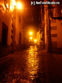 [P16] O poza foarte draga mie, facuta seara, pe stradutele plouate si luminate de felinarele atat de pitoresti... » foto by alinaro
 - 
<span class="allrVoted glyphicon glyphicon-heart hidden" id="av305128"></span>
<a class="m-l-10 hidden" id="sv305128" onclick="voting_Foto_DelVot(,305128,11267)" role="button">șterge vot <span class="glyphicon glyphicon-remove"></span></a>
<a id="v9305128" class=" c-red"  onclick="voting_Foto_SetVot(305128)" role="button"><span class="glyphicon glyphicon-heart-empty"></span> <b>LIKE</b> = Votează poza</a> <img class="hidden"  id="f305128W9" src="/imagini/loader.gif" border="0" /><span class="AjErrMes hidden" id="e305128ErM"></span>