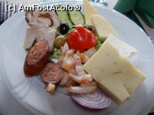 [P16] Aperitivul. La fel în ambele seri » foto by Zoazore
 - 
<span class="allrVoted glyphicon glyphicon-heart hidden" id="av1368885"></span>
<a class="m-l-10 hidden" id="sv1368885" onclick="voting_Foto_DelVot(,1368885,11308)" role="button">șterge vot <span class="glyphicon glyphicon-remove"></span></a>
<a id="v91368885" class=" c-red"  onclick="voting_Foto_SetVot(1368885)" role="button"><span class="glyphicon glyphicon-heart-empty"></span> <b>LIKE</b> = Votează poza</a> <img class="hidden"  id="f1368885W9" src="/imagini/loader.gif" border="0" /><span class="AjErrMes hidden" id="e1368885ErM"></span>