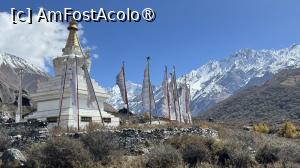 [P64] Langtang Trek » foto by Mika
 - 
<span class="allrVoted glyphicon glyphicon-heart hidden" id="av1504176"></span>
<a class="m-l-10 hidden" id="sv1504176" onclick="voting_Foto_DelVot(,1504176,11367)" role="button">șterge vot <span class="glyphicon glyphicon-remove"></span></a>
<a id="v91504176" class=" c-red"  onclick="voting_Foto_SetVot(1504176)" role="button"><span class="glyphicon glyphicon-heart-empty"></span> <b>LIKE</b> = Votează poza</a> <img class="hidden"  id="f1504176W9" src="/imagini/loader.gif" border="0" /><span class="AjErrMes hidden" id="e1504176ErM"></span>