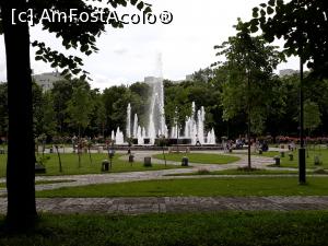 [P19] Parc IOR - F&acirc;nt&acirc;na arteziană din parcul Cuza (imagine de ansamblu) » foto by Daisy Petal
 - 
<span class="allrVoted glyphicon glyphicon-heart hidden" id="av1165487"></span>
<a class="m-l-10 hidden" id="sv1165487" onclick="voting_Foto_DelVot(,1165487,11447)" role="button">șterge vot <span class="glyphicon glyphicon-remove"></span></a>
<a id="v91165487" class=" c-red"  onclick="voting_Foto_SetVot(1165487)" role="button"><span class="glyphicon glyphicon-heart-empty"></span> <b>LIKE</b> = Votează poza</a> <img class="hidden"  id="f1165487W9" src="/imagini/loader.gif" border="0" /><span class="AjErrMes hidden" id="e1165487ErM"></span>