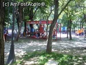 [P16] Bucuresti - Parcul Titan. Distractia copiilor. » foto by iulianic
 - 
<span class="allrVoted glyphicon glyphicon-heart hidden" id="av1303891"></span>
<a class="m-l-10 hidden" id="sv1303891" onclick="voting_Foto_DelVot(,1303891,11447)" role="button">șterge vot <span class="glyphicon glyphicon-remove"></span></a>
<a id="v91303891" class=" c-red"  onclick="voting_Foto_SetVot(1303891)" role="button"><span class="glyphicon glyphicon-heart-empty"></span> <b>LIKE</b> = Votează poza</a> <img class="hidden"  id="f1303891W9" src="/imagini/loader.gif" border="0" /><span class="AjErrMes hidden" id="e1303891ErM"></span>