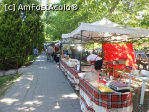 [P20] Bucuresti - Parcul Titan. Bunatati in Piata volanta. » foto by iulianic
 - 
<span class="allrVoted glyphicon glyphicon-heart hidden" id="av1303895"></span>
<a class="m-l-10 hidden" id="sv1303895" onclick="voting_Foto_DelVot(,1303895,11447)" role="button">șterge vot <span class="glyphicon glyphicon-remove"></span></a>
<a id="v91303895" class=" c-red"  onclick="voting_Foto_SetVot(1303895)" role="button"><span class="glyphicon glyphicon-heart-empty"></span> <b>LIKE</b> = Votează poza</a> <img class="hidden"  id="f1303895W9" src="/imagini/loader.gif" border="0" /><span class="AjErrMes hidden" id="e1303895ErM"></span>