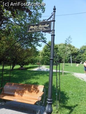 [P41] Bucuresti - Parcul Titan. Statia Londra. » foto by iulianic
 - 
<span class="allrVoted glyphicon glyphicon-heart hidden" id="av1303916"></span>
<a class="m-l-10 hidden" id="sv1303916" onclick="voting_Foto_DelVot(,1303916,11447)" role="button">șterge vot <span class="glyphicon glyphicon-remove"></span></a>
<a id="v91303916" class=" c-red"  onclick="voting_Foto_SetVot(1303916)" role="button"><span class="glyphicon glyphicon-heart-empty"></span> <b>LIKE</b> = Votează poza</a> <img class="hidden"  id="f1303916W9" src="/imagini/loader.gif" border="0" /><span class="AjErrMes hidden" id="e1303916ErM"></span>