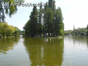 [P54] Bucuresti - Parcul Titan. Podul si Insula Pensionarilor. » foto by iulianic
 - 
<span class="allrVoted glyphicon glyphicon-heart hidden" id="av1303929"></span>
<a class="m-l-10 hidden" id="sv1303929" onclick="voting_Foto_DelVot(,1303929,11447)" role="button">șterge vot <span class="glyphicon glyphicon-remove"></span></a>
<a id="v91303929" class=" c-red"  onclick="voting_Foto_SetVot(1303929)" role="button"><span class="glyphicon glyphicon-heart-empty"></span> <b>LIKE</b> = Votează poza</a> <img class="hidden"  id="f1303929W9" src="/imagini/loader.gif" border="0" /><span class="AjErrMes hidden" id="e1303929ErM"></span>
