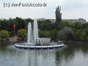 [P03] Parcul "Drumul Taberei" - Lacul și f&acirc;nt&acirc;na arteziană. » foto by iulianic
 - 
<span class="allrVoted glyphicon glyphicon-heart hidden" id="av1311415"></span>
<a class="m-l-10 hidden" id="sv1311415" onclick="voting_Foto_DelVot(,1311415,11447)" role="button">șterge vot <span class="glyphicon glyphicon-remove"></span></a>
<a id="v91311415" class=" c-red"  onclick="voting_Foto_SetVot(1311415)" role="button"><span class="glyphicon glyphicon-heart-empty"></span> <b>LIKE</b> = Votează poza</a> <img class="hidden"  id="f1311415W9" src="/imagini/loader.gif" border="0" /><span class="AjErrMes hidden" id="e1311415ErM"></span>