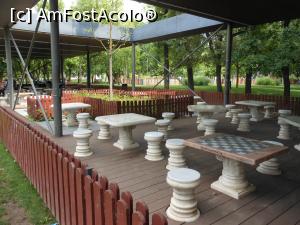 [P30] Parcul "Drumul Taberei" - Mese de șah, table și altele. » foto by iulianic
 - 
<span class="allrVoted glyphicon glyphicon-heart hidden" id="av1311442"></span>
<a class="m-l-10 hidden" id="sv1311442" onclick="voting_Foto_DelVot(,1311442,11447)" role="button">șterge vot <span class="glyphicon glyphicon-remove"></span></a>
<a id="v91311442" class=" c-red"  onclick="voting_Foto_SetVot(1311442)" role="button"><span class="glyphicon glyphicon-heart-empty"></span> <b>LIKE</b> = Votează poza</a> <img class="hidden"  id="f1311442W9" src="/imagini/loader.gif" border="0" /><span class="AjErrMes hidden" id="e1311442ErM"></span>