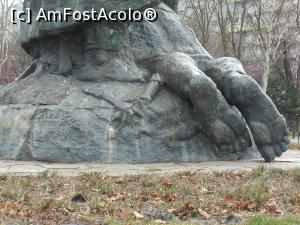 [P25] București - Parcul Florilor. Monumentul "1907", detaliu. » foto by iulianic
 - 
<span class="allrVoted glyphicon glyphicon-heart hidden" id="av1357009"></span>
<a class="m-l-10 hidden" id="sv1357009" onclick="voting_Foto_DelVot(,1357009,11447)" role="button">șterge vot <span class="glyphicon glyphicon-remove"></span></a>
<a id="v91357009" class=" c-red"  onclick="voting_Foto_SetVot(1357009)" role="button"><span class="glyphicon glyphicon-heart-empty"></span> <b>LIKE</b> = Votează poza</a> <img class="hidden"  id="f1357009W9" src="/imagini/loader.gif" border="0" /><span class="AjErrMes hidden" id="e1357009ErM"></span>