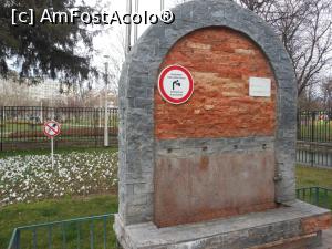 [P27] București - Parcul Florilor. Fântâna fără apă în martie. » foto by iulianic
 - 
<span class="allrVoted glyphicon glyphicon-heart hidden" id="av1357011"></span>
<a class="m-l-10 hidden" id="sv1357011" onclick="voting_Foto_DelVot(,1357011,11447)" role="button">șterge vot <span class="glyphicon glyphicon-remove"></span></a>
<a id="v91357011" class=" c-red"  onclick="voting_Foto_SetVot(1357011)" role="button"><span class="glyphicon glyphicon-heart-empty"></span> <b>LIKE</b> = Votează poza</a> <img class="hidden"  id="f1357011W9" src="/imagini/loader.gif" border="0" /><span class="AjErrMes hidden" id="e1357011ErM"></span>