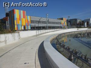 [P05] București - Parcul 'Tudor Arghezi'. Parcarea supraetajată văzută de l&acirc;ngă f&acirc;nt&acirc;na arteziană. » foto by iulianic
 - 
<span class="allrVoted glyphicon glyphicon-heart hidden" id="av1422779"></span>
<a class="m-l-10 hidden" id="sv1422779" onclick="voting_Foto_DelVot(,1422779,11447)" role="button">șterge vot <span class="glyphicon glyphicon-remove"></span></a>
<a id="v91422779" class=" c-red"  onclick="voting_Foto_SetVot(1422779)" role="button"><span class="glyphicon glyphicon-heart-empty"></span> <b>LIKE</b> = Votează poza</a> <img class="hidden"  id="f1422779W9" src="/imagini/loader.gif" border="0" /><span class="AjErrMes hidden" id="e1422779ErM"></span>