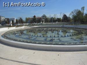 [P06] București - Parcul 'Tudor Arghezi'. F&acirc;nt&acirc;na arteziană &icirc;n repaus. » foto by iulianic
 - 
<span class="allrVoted glyphicon glyphicon-heart hidden" id="av1422780"></span>
<a class="m-l-10 hidden" id="sv1422780" onclick="voting_Foto_DelVot(,1422780,11447)" role="button">șterge vot <span class="glyphicon glyphicon-remove"></span></a>
<a id="v91422780" class=" c-red"  onclick="voting_Foto_SetVot(1422780)" role="button"><span class="glyphicon glyphicon-heart-empty"></span> <b>LIKE</b> = Votează poza</a> <img class="hidden"  id="f1422780W9" src="/imagini/loader.gif" border="0" /><span class="AjErrMes hidden" id="e1422780ErM"></span>