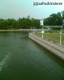 [P30] Podul Bordei, peste lacul Floreasca, chiar la inceputul acestuia. » foto by Dragoș_MD
 - 
<span class="allrVoted glyphicon glyphicon-heart hidden" id="av99395"></span>
<a class="m-l-10 hidden" id="sv99395" onclick="voting_Foto_DelVot(,99395,11447)" role="button">șterge vot <span class="glyphicon glyphicon-remove"></span></a>
<a id="v999395" class=" c-red"  onclick="voting_Foto_SetVot(99395)" role="button"><span class="glyphicon glyphicon-heart-empty"></span> <b>LIKE</b> = Votează poza</a> <img class="hidden"  id="f99395W9" src="/imagini/loader.gif" border="0" /><span class="AjErrMes hidden" id="e99395ErM"></span>