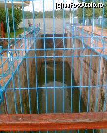 [P34] Ecluza, la nivelul lacului Floreasca. Asa era cand faceam baie in ea, in copilarie. :) » foto by Dragoș_MD
 - 
<span class="allrVoted glyphicon glyphicon-heart hidden" id="av99409"></span>
<a class="m-l-10 hidden" id="sv99409" onclick="voting_Foto_DelVot(,99409,11447)" role="button">șterge vot <span class="glyphicon glyphicon-remove"></span></a>
<a id="v999409" class=" c-red"  onclick="voting_Foto_SetVot(99409)" role="button"><span class="glyphicon glyphicon-heart-empty"></span> <b>LIKE</b> = Votează poza</a> <img class="hidden"  id="f99409W9" src="/imagini/loader.gif" border="0" /><span class="AjErrMes hidden" id="e99409ErM"></span>