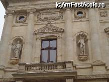[P14] Palatul B.N.R.- balcon pe una din fatade » foto by Diaura*
 - 
<span class="allrVoted glyphicon glyphicon-heart hidden" id="av35584"></span>
<a class="m-l-10 hidden" id="sv35584" onclick="voting_Foto_DelVot(,35584,11447)" role="button">șterge vot <span class="glyphicon glyphicon-remove"></span></a>
<a id="v935584" class=" c-red"  onclick="voting_Foto_SetVot(35584)" role="button"><span class="glyphicon glyphicon-heart-empty"></span> <b>LIKE</b> = Votează poza</a> <img class="hidden"  id="f35584W9" src="/imagini/loader.gif" border="0" /><span class="AjErrMes hidden" id="e35584ErM"></span>