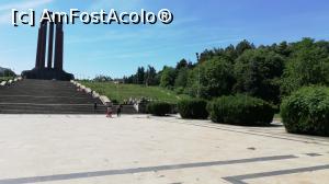 [P16] Parcul Carol- Mausouleu » foto by ⭐ValentinB_88⭐
 - 
<span class="allrVoted glyphicon glyphicon-heart hidden" id="av1328335"></span>
<a class="m-l-10 hidden" id="sv1328335" onclick="voting_Foto_DelVot(,1328335,11447)" role="button">șterge vot <span class="glyphicon glyphicon-remove"></span></a>
<a id="v91328335" class=" c-red"  onclick="voting_Foto_SetVot(1328335)" role="button"><span class="glyphicon glyphicon-heart-empty"></span> <b>LIKE</b> = Votează poza</a> <img class="hidden"  id="f1328335W9" src="/imagini/loader.gif" border="0" /><span class="AjErrMes hidden" id="e1328335ErM"></span>