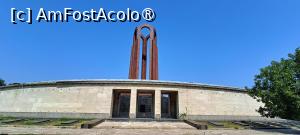 [P02] Mausoleul unei epoci trecute. » foto by tata123 🔱
 - 
<span class="allrVoted glyphicon glyphicon-heart hidden" id="av1494549"></span>
<a class="m-l-10 hidden" id="sv1494549" onclick="voting_Foto_DelVot(,1494549,11447)" role="button">șterge vot <span class="glyphicon glyphicon-remove"></span></a>
<a id="v91494549" class=" c-red"  onclick="voting_Foto_SetVot(1494549)" role="button"><span class="glyphicon glyphicon-heart-empty"></span> <b>LIKE</b> = Votează poza</a> <img class="hidden"  id="f1494549W9" src="/imagini/loader.gif" border="0" /><span class="AjErrMes hidden" id="e1494549ErM"></span>