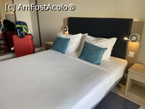 [P20] Tryp Lisboa Caparica Mar - prin cameră » foto by nicole33
 - 
<span class="allrVoted glyphicon glyphicon-heart hidden" id="av1475262"></span>
<a class="m-l-10 hidden" id="sv1475262" onclick="voting_Foto_DelVot(,1475262,11454)" role="button">șterge vot <span class="glyphicon glyphicon-remove"></span></a>
<a id="v91475262" class=" c-red"  onclick="voting_Foto_SetVot(1475262)" role="button"><span class="glyphicon glyphicon-heart-empty"></span> <b>LIKE</b> = Votează poza</a> <img class="hidden"  id="f1475262W9" src="/imagini/loader.gif" border="0" /><span class="AjErrMes hidden" id="e1475262ErM"></span>