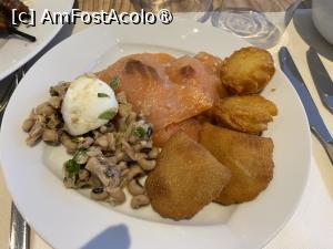 [P34] Tryp Lisboa Caparica Mar - la cină » foto by nicole33
 - 
<span class="allrVoted glyphicon glyphicon-heart hidden" id="av1475276"></span>
<a class="m-l-10 hidden" id="sv1475276" onclick="voting_Foto_DelVot(,1475276,11454)" role="button">șterge vot <span class="glyphicon glyphicon-remove"></span></a>
<a id="v91475276" class=" c-red"  onclick="voting_Foto_SetVot(1475276)" role="button"><span class="glyphicon glyphicon-heart-empty"></span> <b>LIKE</b> = Votează poza</a> <img class="hidden"  id="f1475276W9" src="/imagini/loader.gif" border="0" /><span class="AjErrMes hidden" id="e1475276ErM"></span>