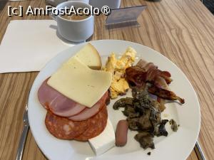 [P36] Tryp Lisboa Caparica Mar - mic dejun » foto by nicole33
 - 
<span class="allrVoted glyphicon glyphicon-heart hidden" id="av1475278"></span>
<a class="m-l-10 hidden" id="sv1475278" onclick="voting_Foto_DelVot(,1475278,11454)" role="button">șterge vot <span class="glyphicon glyphicon-remove"></span></a>
<a id="v91475278" class=" c-red"  onclick="voting_Foto_SetVot(1475278)" role="button"><span class="glyphicon glyphicon-heart-empty"></span> <b>LIKE</b> = Votează poza</a> <img class="hidden"  id="f1475278W9" src="/imagini/loader.gif" border="0" /><span class="AjErrMes hidden" id="e1475278ErM"></span>