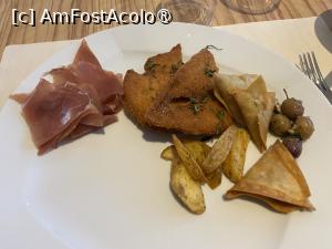 [P42] Tryp Lisboa Caparica Mar - cină » foto by nicole33
 - 
<span class="allrVoted glyphicon glyphicon-heart hidden" id="av1475284"></span>
<a class="m-l-10 hidden" id="sv1475284" onclick="voting_Foto_DelVot(,1475284,11454)" role="button">șterge vot <span class="glyphicon glyphicon-remove"></span></a>
<a id="v91475284" class=" c-red"  onclick="voting_Foto_SetVot(1475284)" role="button"><span class="glyphicon glyphicon-heart-empty"></span> <b>LIKE</b> = Votează poza</a> <img class="hidden"  id="f1475284W9" src="/imagini/loader.gif" border="0" /><span class="AjErrMes hidden" id="e1475284ErM"></span>