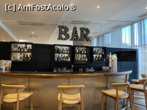 [P09] Tryp Lisboa Caparica Mar - barul » foto by nicole33
 - 
<span class="allrVoted glyphicon glyphicon-heart hidden" id="av1475251"></span>
<a class="m-l-10 hidden" id="sv1475251" onclick="voting_Foto_DelVot(,1475251,11454)" role="button">șterge vot <span class="glyphicon glyphicon-remove"></span></a>
<a id="v91475251" class=" c-red"  onclick="voting_Foto_SetVot(1475251)" role="button"><span class="glyphicon glyphicon-heart-empty"></span> <b>LIKE</b> = Votează poza</a> <img class="hidden"  id="f1475251W9" src="/imagini/loader.gif" border="0" /><span class="AjErrMes hidden" id="e1475251ErM"></span>