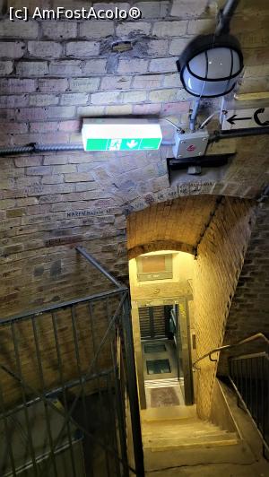 [P08] Noua Primărie - în turnul de pe cupolă cu vedere la lift » foto by k-lator
 - 
<span class="allrVoted glyphicon glyphicon-heart hidden" id="av1379879"></span>
<a class="m-l-10 hidden" id="sv1379879" onclick="voting_Foto_DelVot(,1379879,11476)" role="button">șterge vot <span class="glyphicon glyphicon-remove"></span></a>
<a id="v91379879" class=" c-red"  onclick="voting_Foto_SetVot(1379879)" role="button"><span class="glyphicon glyphicon-heart-empty"></span> <b>LIKE</b> = Votează poza</a> <img class="hidden"  id="f1379879W9" src="/imagini/loader.gif" border="0" /><span class="AjErrMes hidden" id="e1379879ErM"></span>