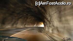[P15] in tunel » foto by hasdrubal
 - 
<span class="allrVoted glyphicon glyphicon-heart hidden" id="av697371"></span>
<a class="m-l-10 hidden" id="sv697371" onclick="voting_Foto_DelVot(,697371,11565)" role="button">șterge vot <span class="glyphicon glyphicon-remove"></span></a>
<a id="v9697371" class=" c-red"  onclick="voting_Foto_SetVot(697371)" role="button"><span class="glyphicon glyphicon-heart-empty"></span> <b>LIKE</b> = Votează poza</a> <img class="hidden"  id="f697371W9" src="/imagini/loader.gif" border="0" /><span class="AjErrMes hidden" id="e697371ErM"></span>