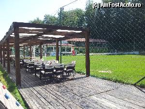 [P18] Zona cu mese langa terenul de fotbal » foto by LeaveYou
 - 
<span class="allrVoted glyphicon glyphicon-heart hidden" id="av342500"></span>
<a class="m-l-10 hidden" id="sv342500" onclick="voting_Foto_DelVot(,342500,11627)" role="button">șterge vot <span class="glyphicon glyphicon-remove"></span></a>
<a id="v9342500" class=" c-red"  onclick="voting_Foto_SetVot(342500)" role="button"><span class="glyphicon glyphicon-heart-empty"></span> <b>LIKE</b> = Votează poza</a> <img class="hidden"  id="f342500W9" src="/imagini/loader.gif" border="0" /><span class="AjErrMes hidden" id="e342500ErM"></span>