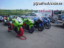 [P02] motocicletele echipei noastre :) » foto by vargha
 - 
<span class="allrVoted glyphicon glyphicon-heart hidden" id="av324581"></span>
<a class="m-l-10 hidden" id="sv324581" onclick="voting_Foto_DelVot(,324581,11631)" role="button">șterge vot <span class="glyphicon glyphicon-remove"></span></a>
<a id="v9324581" class=" c-red"  onclick="voting_Foto_SetVot(324581)" role="button"><span class="glyphicon glyphicon-heart-empty"></span> <b>LIKE</b> = Votează poza</a> <img class="hidden"  id="f324581W9" src="/imagini/loader.gif" border="0" /><span class="AjErrMes hidden" id="e324581ErM"></span>