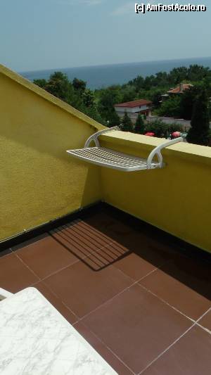 [P24] Briz 2 Hotel - balconul.  » foto by Dragoș_MD
 - 
<span class="allrVoted glyphicon glyphicon-heart hidden" id="av342118"></span>
<a class="m-l-10 hidden" id="sv342118" onclick="voting_Foto_DelVot(,342118,11650)" role="button">șterge vot <span class="glyphicon glyphicon-remove"></span></a>
<a id="v9342118" class=" c-red"  onclick="voting_Foto_SetVot(342118)" role="button"><span class="glyphicon glyphicon-heart-empty"></span> <b>LIKE</b> = Votează poza</a> <img class="hidden"  id="f342118W9" src="/imagini/loader.gif" border="0" /><span class="AjErrMes hidden" id="e342118ErM"></span>