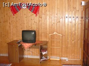 [P08] Interiorul unei camere din cabană » foto by Claudiu U.
 - 
<span class="allrVoted glyphicon glyphicon-heart hidden" id="av931434"></span>
<a class="m-l-10 hidden" id="sv931434" onclick="voting_Foto_DelVot(,931434,11651)" role="button">șterge vot <span class="glyphicon glyphicon-remove"></span></a>
<a id="v9931434" class=" c-red"  onclick="voting_Foto_SetVot(931434)" role="button"><span class="glyphicon glyphicon-heart-empty"></span> <b>LIKE</b> = Votează poza</a> <img class="hidden"  id="f931434W9" src="/imagini/loader.gif" border="0" /><span class="AjErrMes hidden" id="e931434ErM"></span>