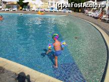 [P09] Intrarea in piscina » foto by cipri_matasaru
 - 
<span class="allrVoted glyphicon glyphicon-heart hidden" id="av348555"></span>
<a class="m-l-10 hidden" id="sv348555" onclick="voting_Foto_DelVot(,348555,11766)" role="button">șterge vot <span class="glyphicon glyphicon-remove"></span></a>
<a id="v9348555" class=" c-red"  onclick="voting_Foto_SetVot(348555)" role="button"><span class="glyphicon glyphicon-heart-empty"></span> <b>LIKE</b> = Votează poza</a> <img class="hidden"  id="f348555W9" src="/imagini/loader.gif" border="0" /><span class="AjErrMes hidden" id="e348555ErM"></span>