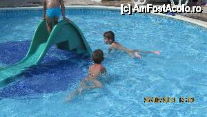 [P06] Piscina copiilor » foto by vera77
 - 
<span class="allrVoted glyphicon glyphicon-heart hidden" id="av491290"></span>
<a class="m-l-10 hidden" id="sv491290" onclick="voting_Foto_DelVot(,491290,11766)" role="button">șterge vot <span class="glyphicon glyphicon-remove"></span></a>
<a id="v9491290" class=" c-red"  onclick="voting_Foto_SetVot(491290)" role="button"><span class="glyphicon glyphicon-heart-empty"></span> <b>LIKE</b> = Votează poza</a> <img class="hidden"  id="f491290W9" src="/imagini/loader.gif" border="0" /><span class="AjErrMes hidden" id="e491290ErM"></span>