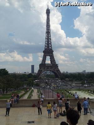 [P11] Eiffel Tour vazut de la Trocadero » foto by popescuionut
 - 
<span class="allrVoted glyphicon glyphicon-heart hidden" id="av425325"></span>
<a class="m-l-10 hidden" id="sv425325" onclick="voting_Foto_DelVot(,425325,11886)" role="button">șterge vot <span class="glyphicon glyphicon-remove"></span></a>
<a id="v9425325" class=" c-red"  onclick="voting_Foto_SetVot(425325)" role="button"><span class="glyphicon glyphicon-heart-empty"></span> <b>LIKE</b> = Votează poza</a> <img class="hidden"  id="f425325W9" src="/imagini/loader.gif" border="0" /><span class="AjErrMes hidden" id="e425325ErM"></span>