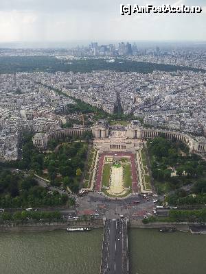 [P12] Trocadero vazut din Eiffel » foto by popescuionut
 - 
<span class="allrVoted glyphicon glyphicon-heart hidden" id="av425326"></span>
<a class="m-l-10 hidden" id="sv425326" onclick="voting_Foto_DelVot(,425326,11886)" role="button">șterge vot <span class="glyphicon glyphicon-remove"></span></a>
<a id="v9425326" class=" c-red"  onclick="voting_Foto_SetVot(425326)" role="button"><span class="glyphicon glyphicon-heart-empty"></span> <b>LIKE</b> = Votează poza</a> <img class="hidden"  id="f425326W9" src="/imagini/loader.gif" border="0" /><span class="AjErrMes hidden" id="e425326ErM"></span>