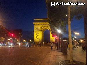 [P15] Arcul de Triumf noaptea!  » foto by popescuionut
 - 
<span class="allrVoted glyphicon glyphicon-heart hidden" id="av425329"></span>
<a class="m-l-10 hidden" id="sv425329" onclick="voting_Foto_DelVot(,425329,11886)" role="button">șterge vot <span class="glyphicon glyphicon-remove"></span></a>
<a id="v9425329" class=" c-red"  onclick="voting_Foto_SetVot(425329)" role="button"><span class="glyphicon glyphicon-heart-empty"></span> <b>LIKE</b> = Votează poza</a> <img class="hidden"  id="f425329W9" src="/imagini/loader.gif" border="0" /><span class="AjErrMes hidden" id="e425329ErM"></span>