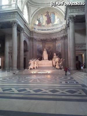 [P18] in Pantheon » foto by popescuionut
 - 
<span class="allrVoted glyphicon glyphicon-heart hidden" id="av425332"></span>
<a class="m-l-10 hidden" id="sv425332" onclick="voting_Foto_DelVot(,425332,11886)" role="button">șterge vot <span class="glyphicon glyphicon-remove"></span></a>
<a id="v9425332" class=" c-red"  onclick="voting_Foto_SetVot(425332)" role="button"><span class="glyphicon glyphicon-heart-empty"></span> <b>LIKE</b> = Votează poza</a> <img class="hidden"  id="f425332W9" src="/imagini/loader.gif" border="0" /><span class="AjErrMes hidden" id="e425332ErM"></span>