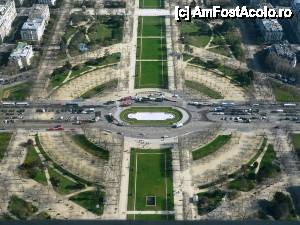 [P02] Champ de Mars » foto by ariciu*
 - 
<span class="allrVoted glyphicon glyphicon-heart hidden" id="av434790"></span>
<a class="m-l-10 hidden" id="sv434790" onclick="voting_Foto_DelVot(,434790,11886)" role="button">șterge vot <span class="glyphicon glyphicon-remove"></span></a>
<a id="v9434790" class=" c-red"  onclick="voting_Foto_SetVot(434790)" role="button"><span class="glyphicon glyphicon-heart-empty"></span> <b>LIKE</b> = Votează poza</a> <img class="hidden"  id="f434790W9" src="/imagini/loader.gif" border="0" /><span class="AjErrMes hidden" id="e434790ErM"></span>