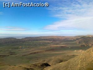 [P56] Pustia Gareji, vedere spre Azerbaijan » foto by calator65
 - 
<span class="allrVoted glyphicon glyphicon-heart hidden" id="av813071"></span>
<a class="m-l-10 hidden" id="sv813071" onclick="voting_Foto_DelVot(,813071,11911)" role="button">șterge vot <span class="glyphicon glyphicon-remove"></span></a>
<a id="v9813071" class=" c-red"  onclick="voting_Foto_SetVot(813071)" role="button"><span class="glyphicon glyphicon-heart-empty"></span> <b>LIKE</b> = Votează poza</a> <img class="hidden"  id="f813071W9" src="/imagini/loader.gif" border="0" /><span class="AjErrMes hidden" id="e813071ErM"></span>