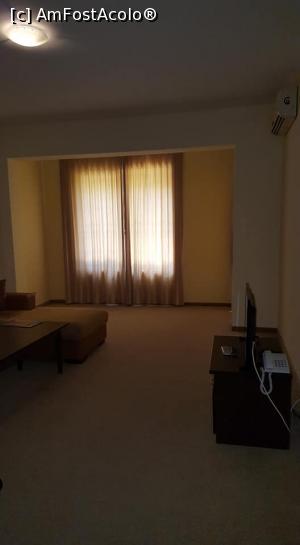 [P03] Camera de zi » foto by Clotilde
 - 
<span class="allrVoted glyphicon glyphicon-heart hidden" id="av1107669"></span>
<a class="m-l-10 hidden" id="sv1107669" onclick="voting_Foto_DelVot(,1107669,11937)" role="button">șterge vot <span class="glyphicon glyphicon-remove"></span></a>
<a id="v91107669" class=" c-red"  onclick="voting_Foto_SetVot(1107669)" role="button"><span class="glyphicon glyphicon-heart-empty"></span> <b>LIKE</b> = Votează poza</a> <img class="hidden"  id="f1107669W9" src="/imagini/loader.gif" border="0" /><span class="AjErrMes hidden" id="e1107669ErM"></span>