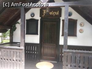 [P38] La prima vizită, Cornul Vânătorului, Pitești » foto by Mioritik
 - 
<span class="allrVoted glyphicon glyphicon-heart hidden" id="av1363824"></span>
<a class="m-l-10 hidden" id="sv1363824" onclick="voting_Foto_DelVot(,1363824,11962)" role="button">șterge vot <span class="glyphicon glyphicon-remove"></span></a>
<a id="v91363824" class=" c-red"  onclick="voting_Foto_SetVot(1363824)" role="button"><span class="glyphicon glyphicon-heart-empty"></span> <b>LIKE</b> = Votează poza</a> <img class="hidden"  id="f1363824W9" src="/imagini/loader.gif" border="0" /><span class="AjErrMes hidden" id="e1363824ErM"></span>