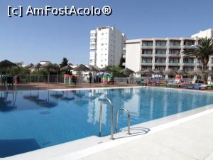 [P02] Piscina dimineata la ora deschiderii » foto by simplegirl
 - 
<span class="allrVoted glyphicon glyphicon-heart hidden" id="av989979"></span>
<a class="m-l-10 hidden" id="sv989979" onclick="voting_Foto_DelVot(,989979,12098)" role="button">șterge vot <span class="glyphicon glyphicon-remove"></span></a>
<a id="v9989979" class=" c-red"  onclick="voting_Foto_SetVot(989979)" role="button"><span class="glyphicon glyphicon-heart-empty"></span> <b>LIKE</b> = Votează poza</a> <img class="hidden"  id="f989979W9" src="/imagini/loader.gif" border="0" /><span class="AjErrMes hidden" id="e989979ErM"></span>