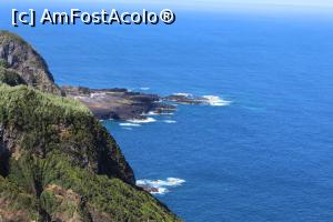 [P03] Insula Sao Miguel, Miradouro da Ponta do Escalvado, Ponta da Ferraria, promotoriul de lavă cu piscine deosebite, unele cu apă termală, poză mărită cu obiectiv » foto by mprofeanu
 - 
<span class="allrVoted glyphicon glyphicon-heart hidden" id="av1015140"></span>
<a class="m-l-10 hidden" id="sv1015140" onclick="voting_Foto_DelVot(,1015140,12102)" role="button">șterge vot <span class="glyphicon glyphicon-remove"></span></a>
<a id="v91015140" class=" c-red"  onclick="voting_Foto_SetVot(1015140)" role="button"><span class="glyphicon glyphicon-heart-empty"></span> <b>LIKE</b> = Votează poza</a> <img class="hidden"  id="f1015140W9" src="/imagini/loader.gif" border="0" /><span class="AjErrMes hidden" id="e1015140ErM"></span>